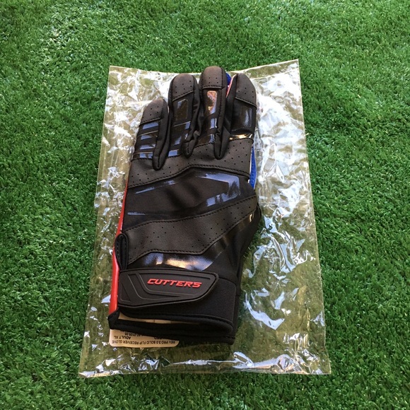 NEW CUTTERS REV PRO 3.0 WR FOOTBALL GLOVES XL BLACK w/ RED & ROYAL C-TACK PALMS - Picture 3 of 6